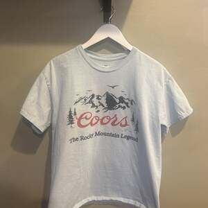 Junkfood Coors® Rocky Mountain T-Shirt - Men's T-Shirts in Light Blue